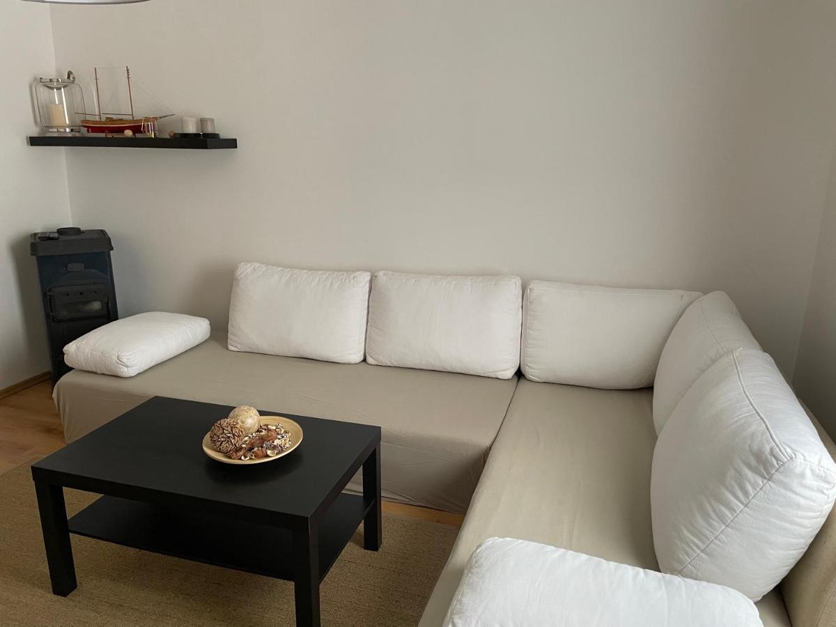 Holiday Home Cesarica カルロバッグ エクステリア 写真